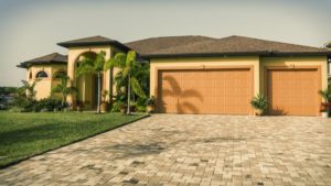 Florida home with asphalt roofing